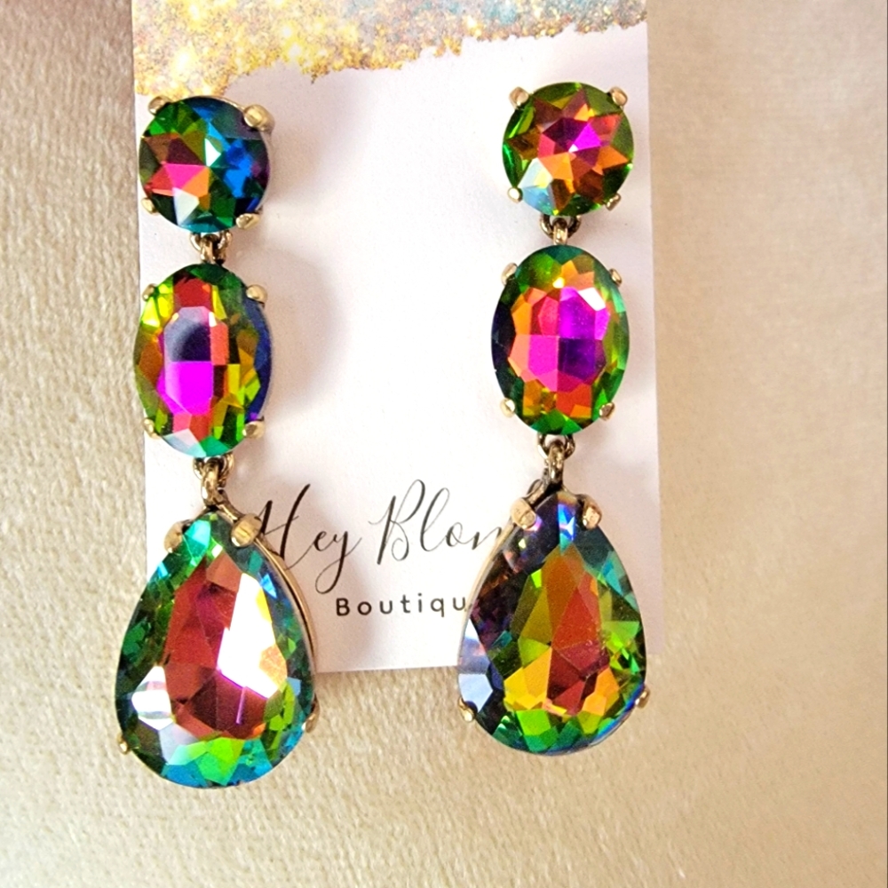 Rainbow 🌈 drop earrings
